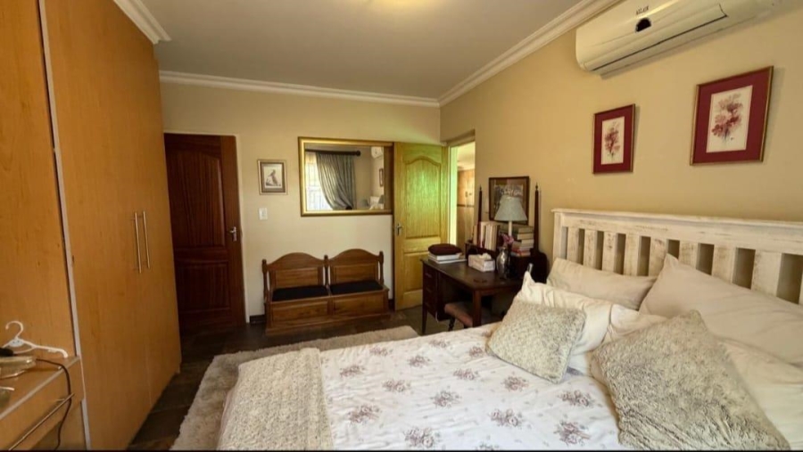 4 Bedroom Property for Sale in Vaal Dam Free State